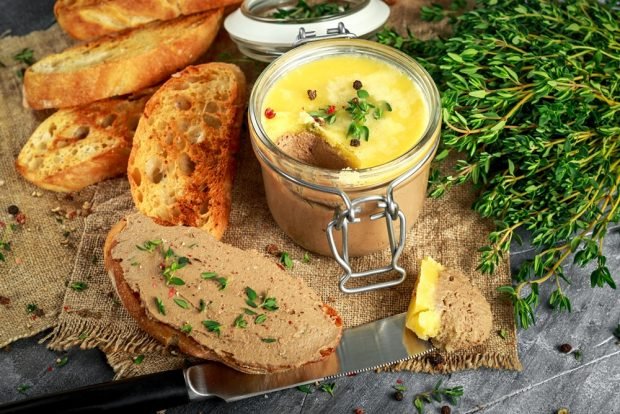 Liver pate with butter is a simple and delicious recipe, how to cook step by step