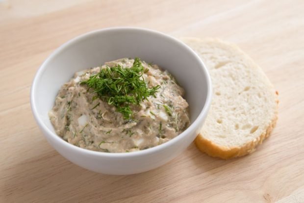 Cod liver pate is a simple and delicious recipe, how to cook step by step