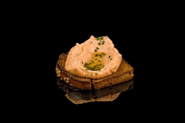 Salmon pate is a simple and delicious recipe, how to cook step by step