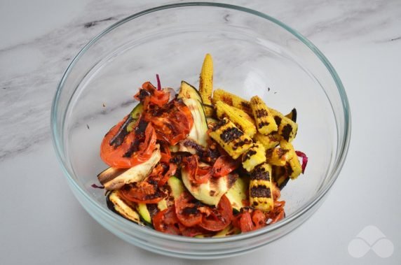 Warm grilled vegetable salad: photo of recipe preparation, step 7