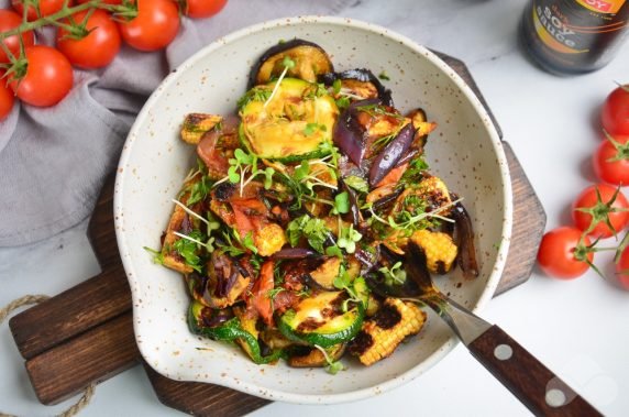 Warm grilled vegetable salad: photo of recipe preparation, step 9