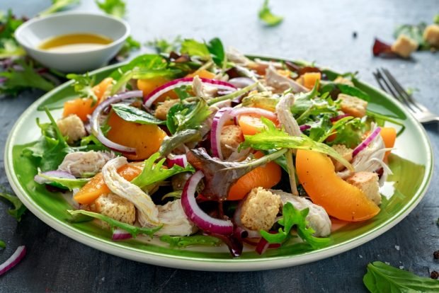 Salad with chicken and peaches – a simple and delicious recipe, how to cook step by step