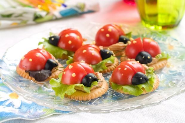 Canapes for children's birthday