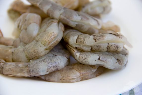 Grilled king prawns: photo of recipe preparation, step 2