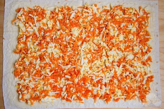 Lavash roll with carrots and eggs: photo of recipe preparation, step 3