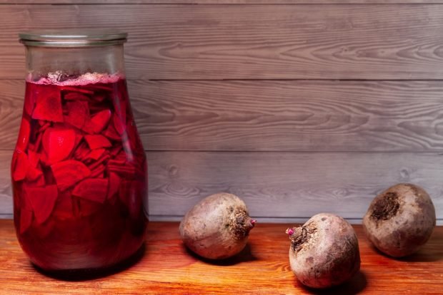 Beet kvass at home is a simple and delicious recipe, how to cook step by step