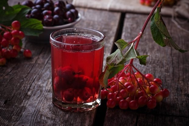 Compote of berry mixture