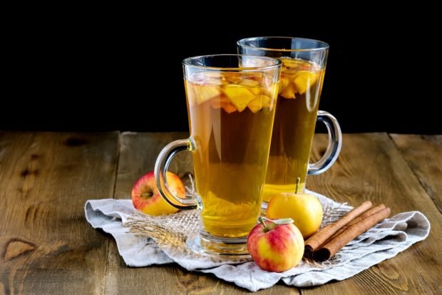 Apple tea is a simple and delicious recipe, how to cook step by step