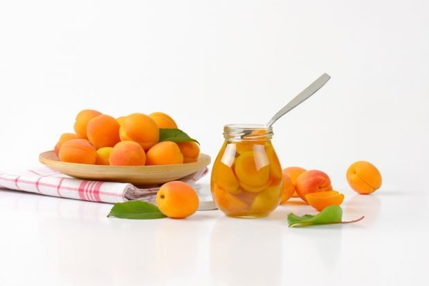 Apricot compote with lemon juice – a simple and delicious recipe, how to cook step by step