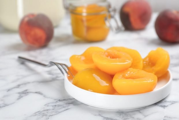 Compote of peaches in halves – a simple and delicious recipe, how to cook step by step