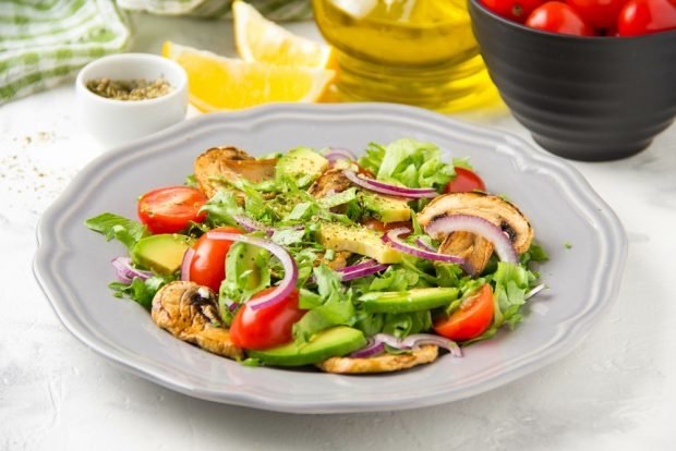 Vegetable salad with avocado and mushrooms – a simple and delicious recipe, how to cook step by step