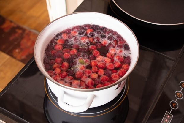 Homemade compote of fresh berries