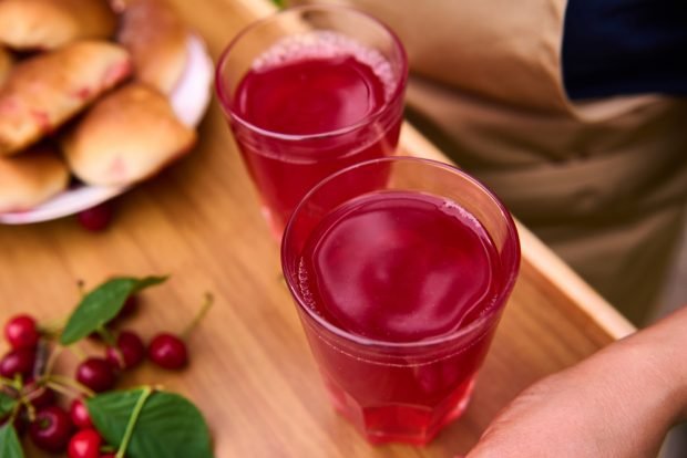 Compote of cherries and nectarines