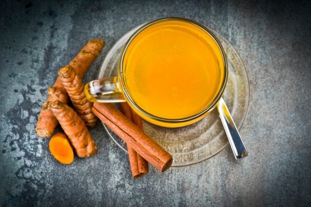 Turmeric tea is a simple and delicious recipe for cooking step by step