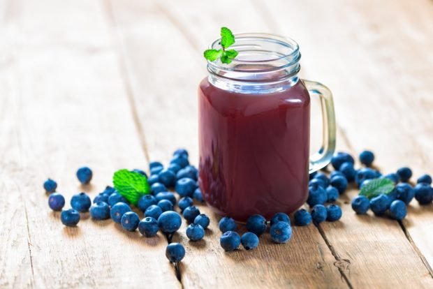 Blueberry compote is a simple and delicious recipe, how to cook step by step