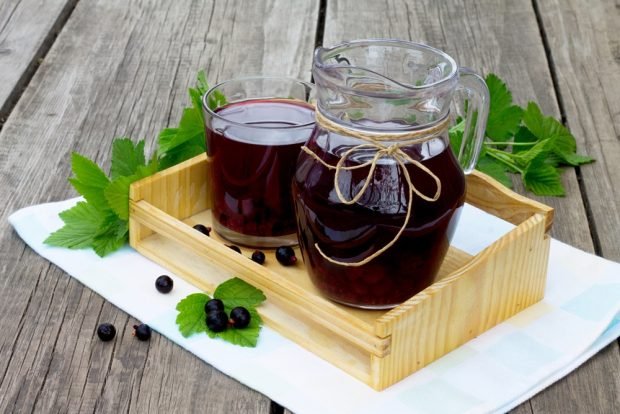 Currant and blueberry compote is a simple and delicious recipe, how to cook step by step