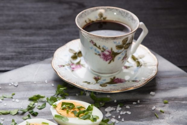 Coffee with salt and pepper is a simple and delicious recipe, how to cook step by step