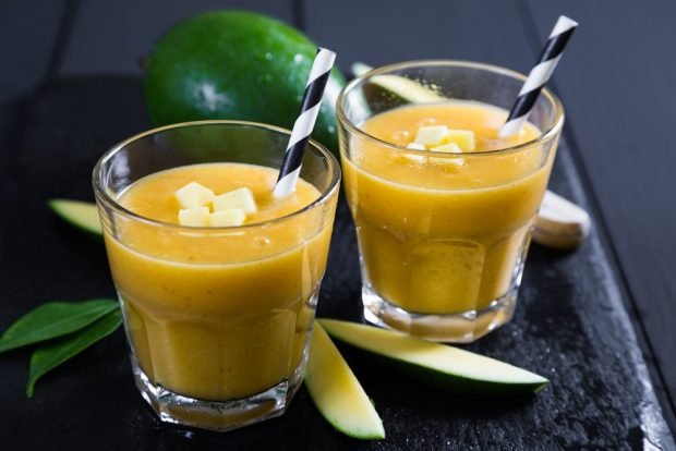 Mango smoothie 