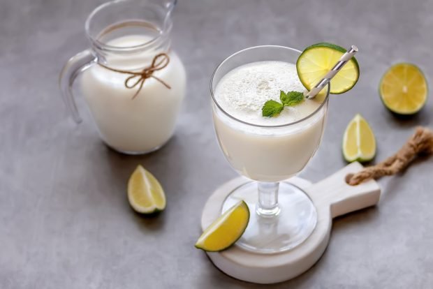 Georgian creamy lemonade