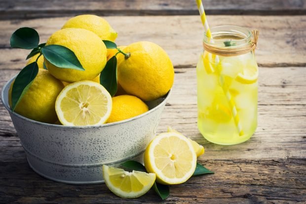 Keto lemonade