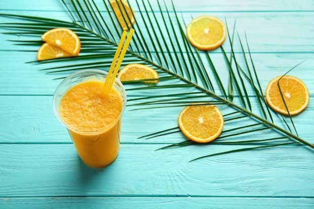 Smoothie with orange