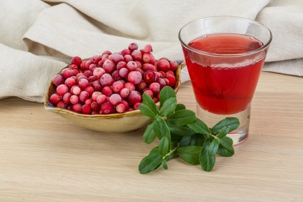 Frozen lingonberry juice