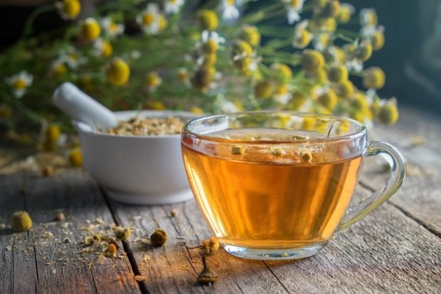 Chamomile tea is a simple and delicious recipe, how to cook step by step