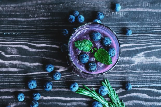 Blueberry smoothie