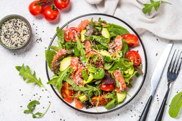 Salad with salmon and avocado is a simple and delicious recipe, how to cook step by step