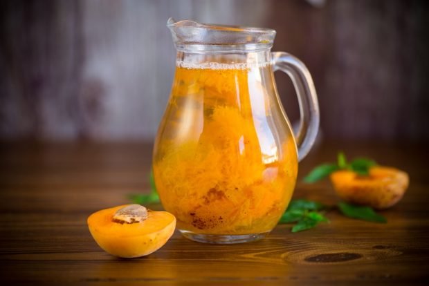 Apricot compote with brown sugar – a simple and delicious recipe, how to cook step by step