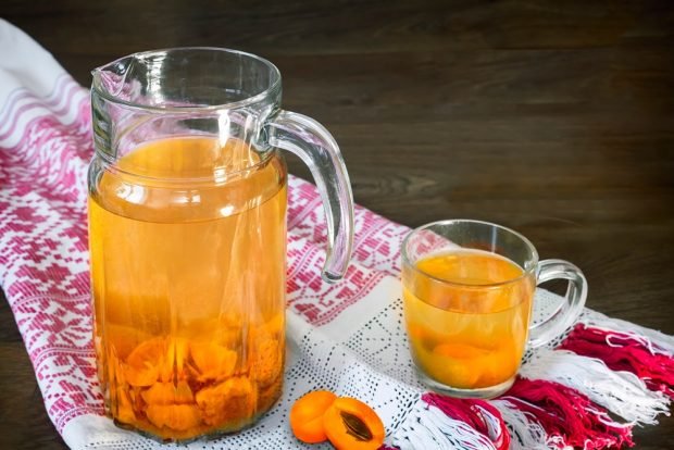 Apricot and sea buckthorn compote