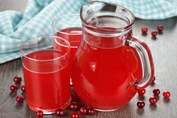 Cranberry kvass