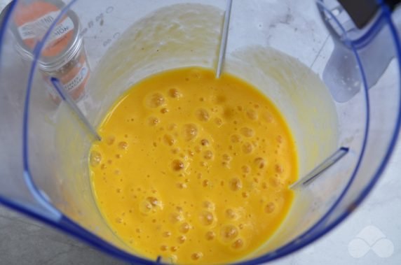 Mango and banana smoothie: photo of recipe preparation, step 4