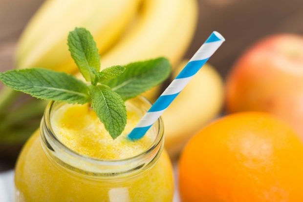 Apple-banana-orange smoothie is a simple and delicious recipe, how to cook step by step