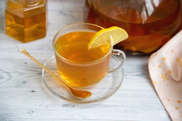 Black tea with ginger, lemon and honey – a simple and delicious recipe with photos (step by step)