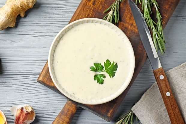 Caesar sauce for pizza is a simple and delicious recipe, how to cook step by step