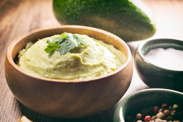 Avocado mayonnaise – a simple and delicious recipe, how to cook step by step