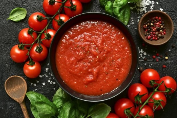 Tomato sauce Passata – a simple and delicious recipe, how to cook step by step