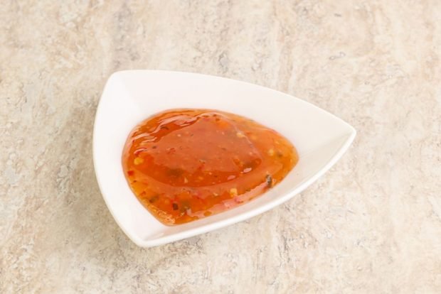 Sweet and sour sauce for meat is a simple and delicious recipe, how to cook step by step