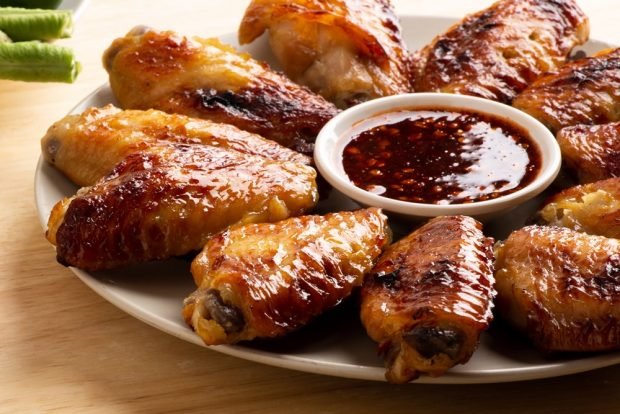 Barbecue sauce for wings is a simple and delicious recipe, how to cook step by step