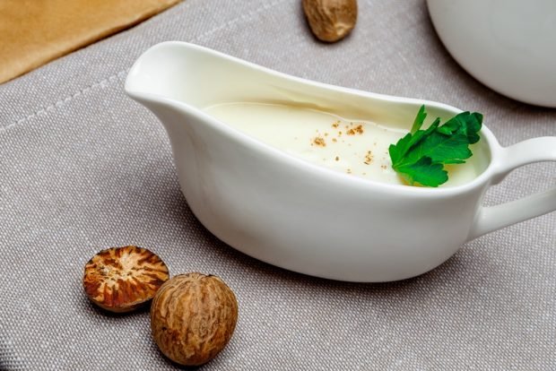 Classic bechamel sauce for julienne with chicken and mushrooms 