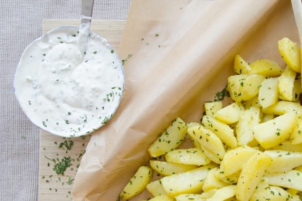 Tartare sauce with yogurt