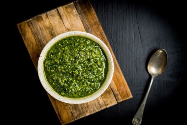 Classic pesto with basil – a simple and delicious recipe, how to cook step by step