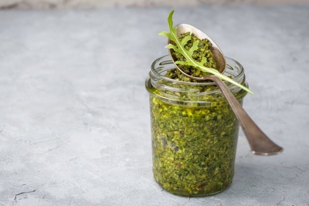 Arugula pesto sauce