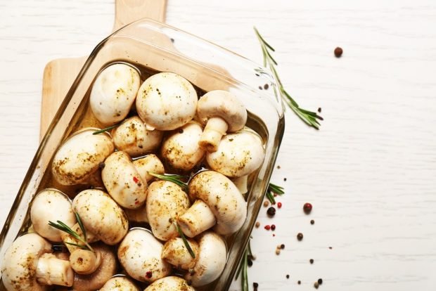 Marinade for champignons in the oven is a simple and delicious recipe, how to cook step by step