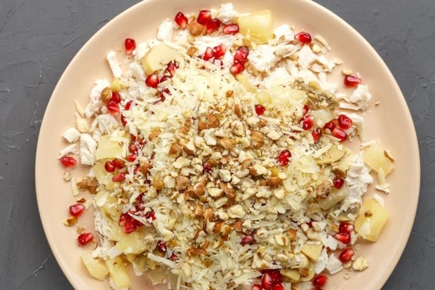 Salad with chicken and pomegranate – a simple and delicious recipe, how to cook step by step