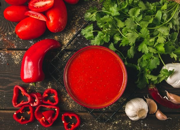 Satsebeli in Georgian from tomatoes with seasonings 