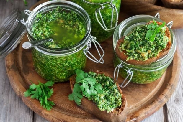 Cilantro pesto 