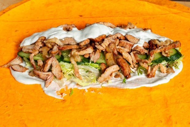 Sour cream sauce for shawarma is a simple and delicious recipe, how to cook step by step