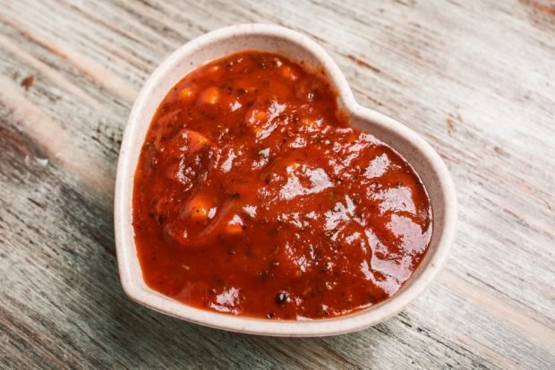 Red pizza sauce